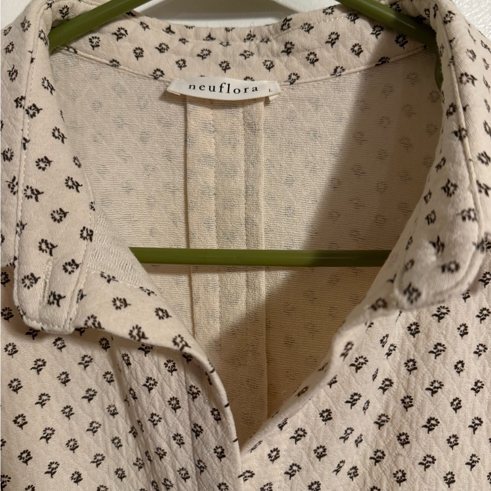 Light Cream Button-Down Shirt with Brown Flower Print - Picture 3 of 7